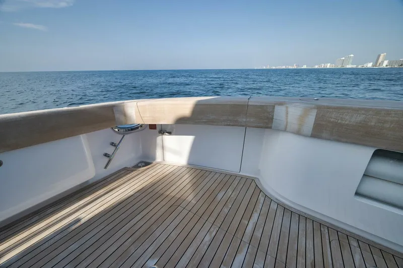 Nikki Bella Yacht Photos Pics 2025 Viking 90 Convertible- NIKKI BELLA- Cockpit