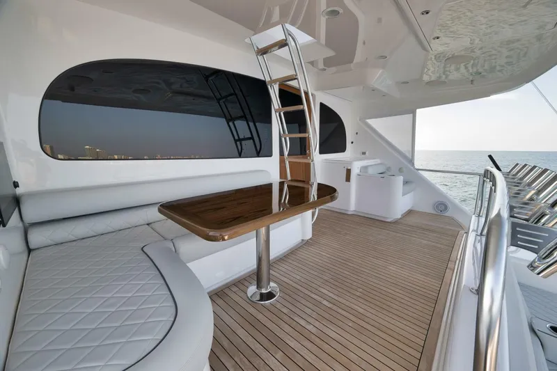 Nikki Bella Yacht Photos Pics 2025 Viking 90 Convertible- NIKKI BELLA- Cockpit