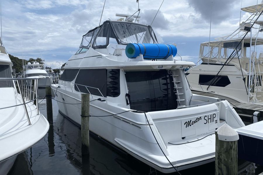 1998 Carver 530 Voyager Pilothouse