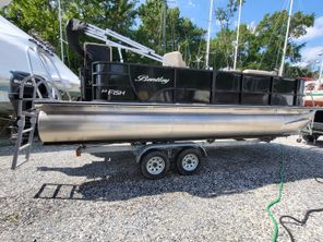 Bentley Pontoons 220 Fish