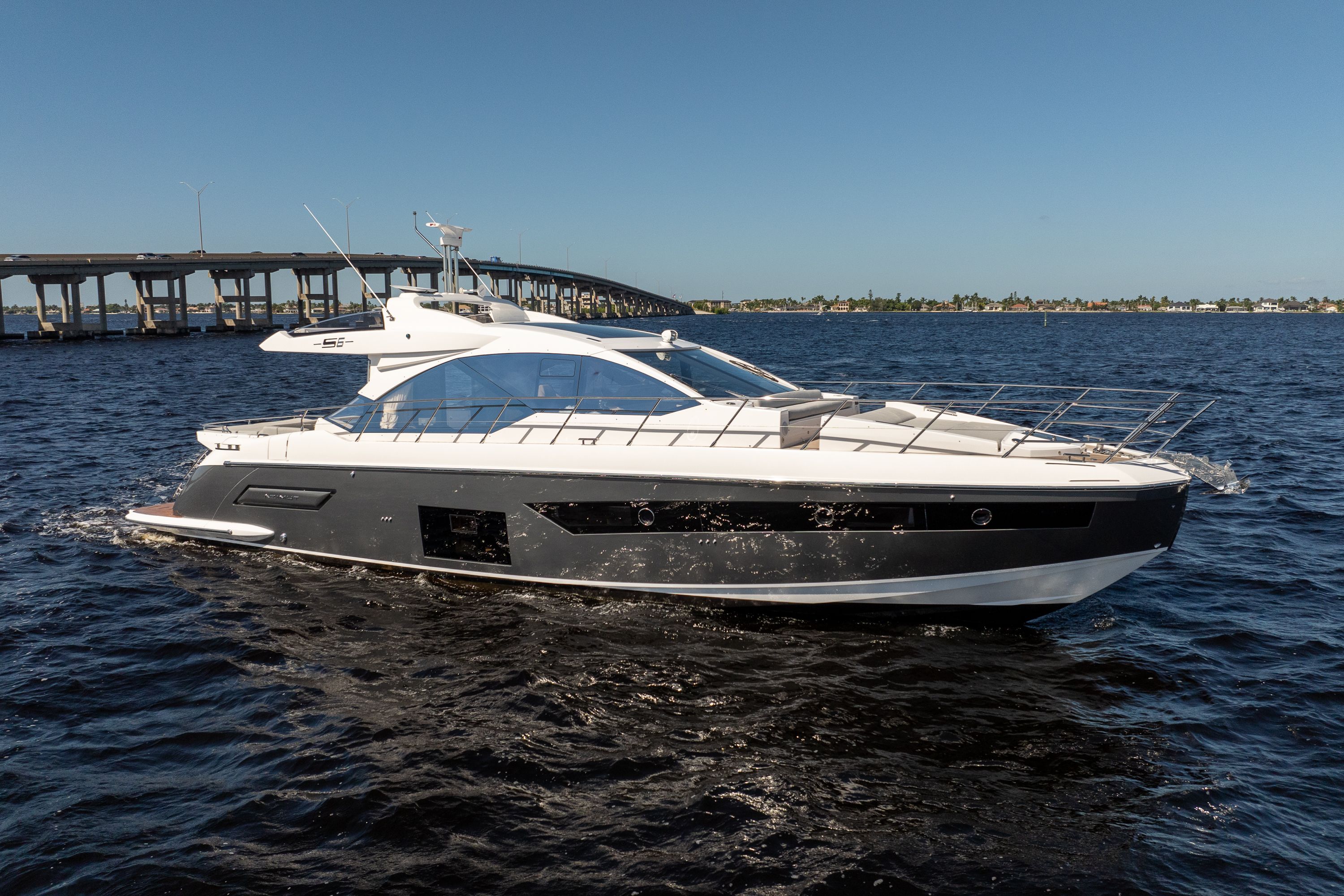 Azimut S6