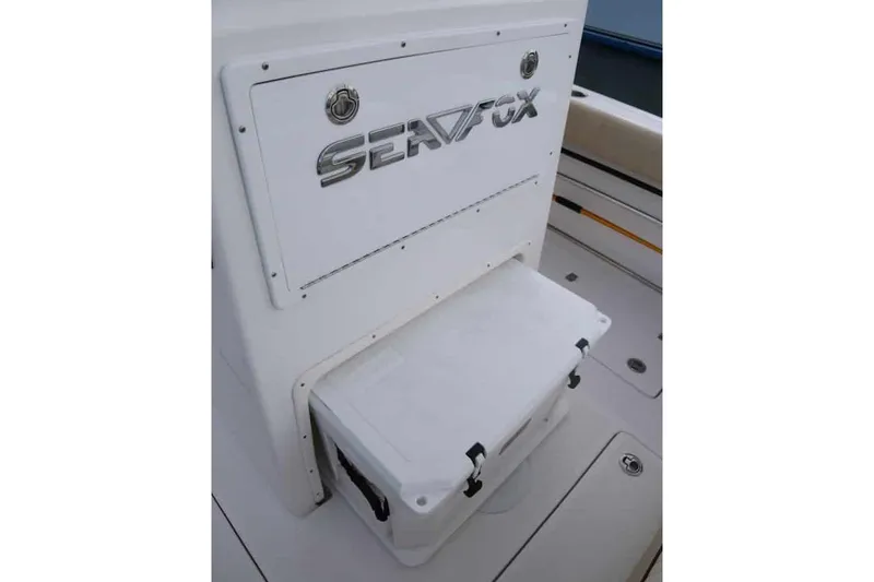  Yacht Photos Pics Manufacturer Provided Image