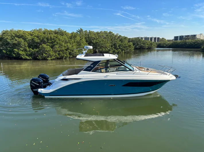 Why Knot Yacht Photos Pics 