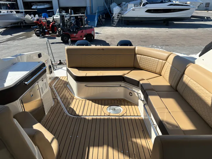 Why Knot Yacht Photos Pics 