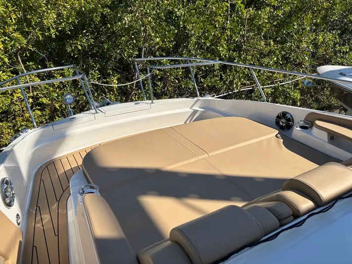 Why Knot Yacht Photos Pics 