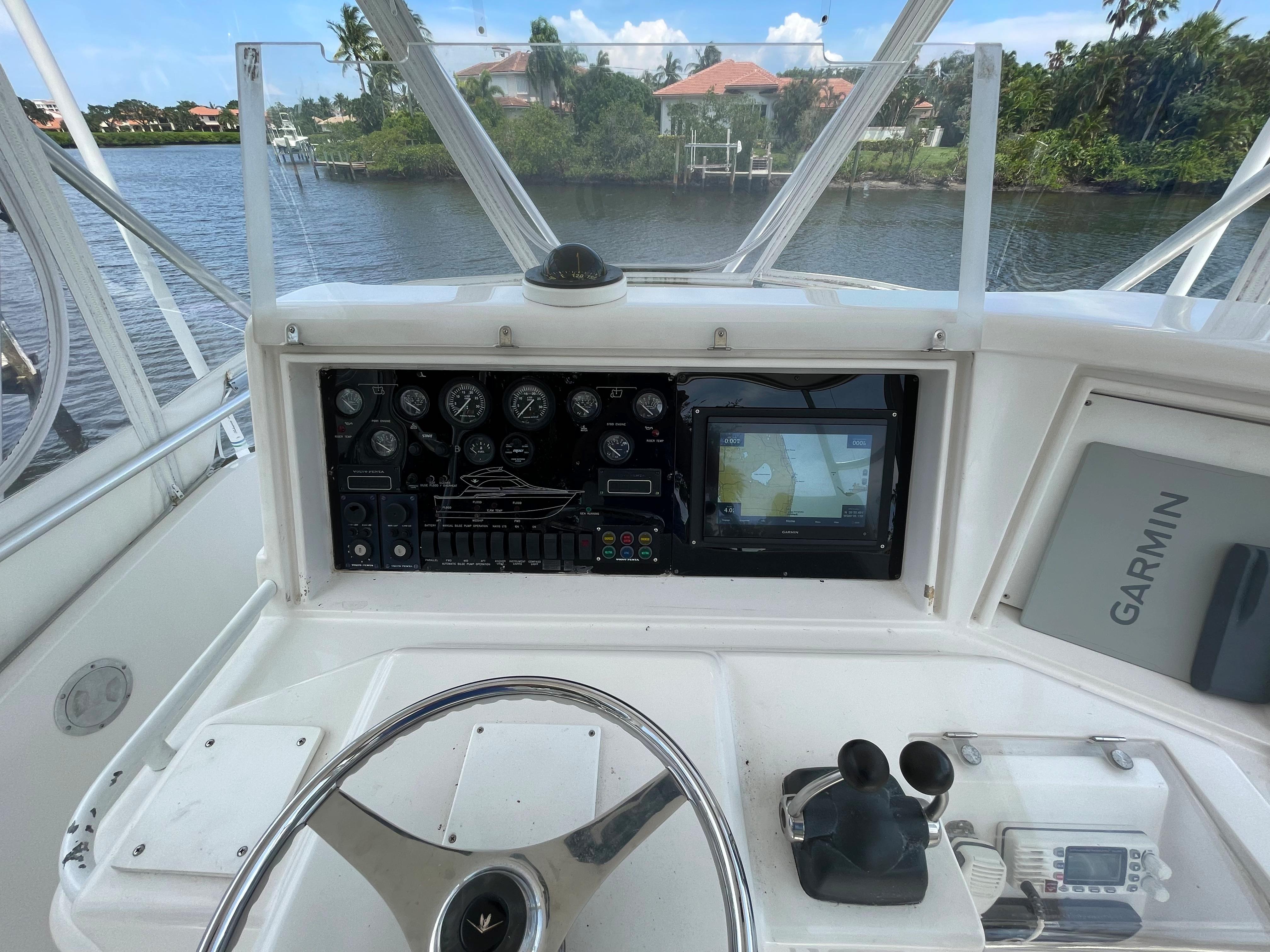 2005 Bertram 390 Saltwater Fishing for sale - YachtWorld