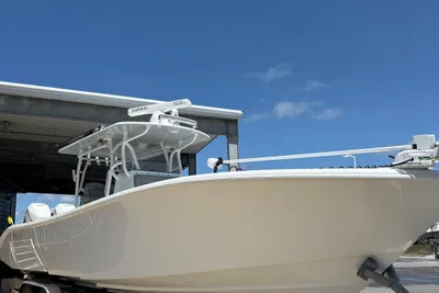 Yellowfin 32 Center Console