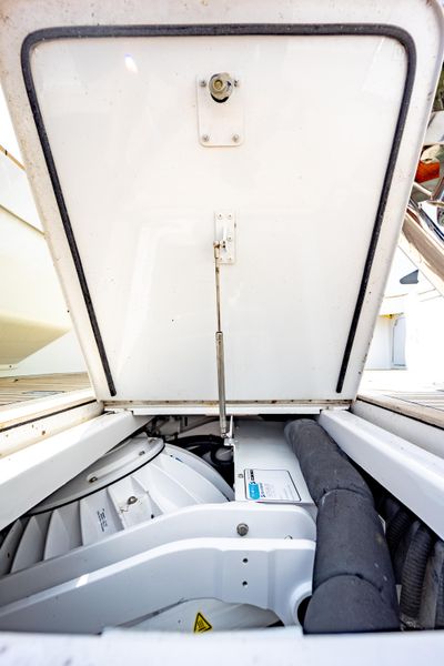 2003 Viking 65 Convertible Enclosed Bridge