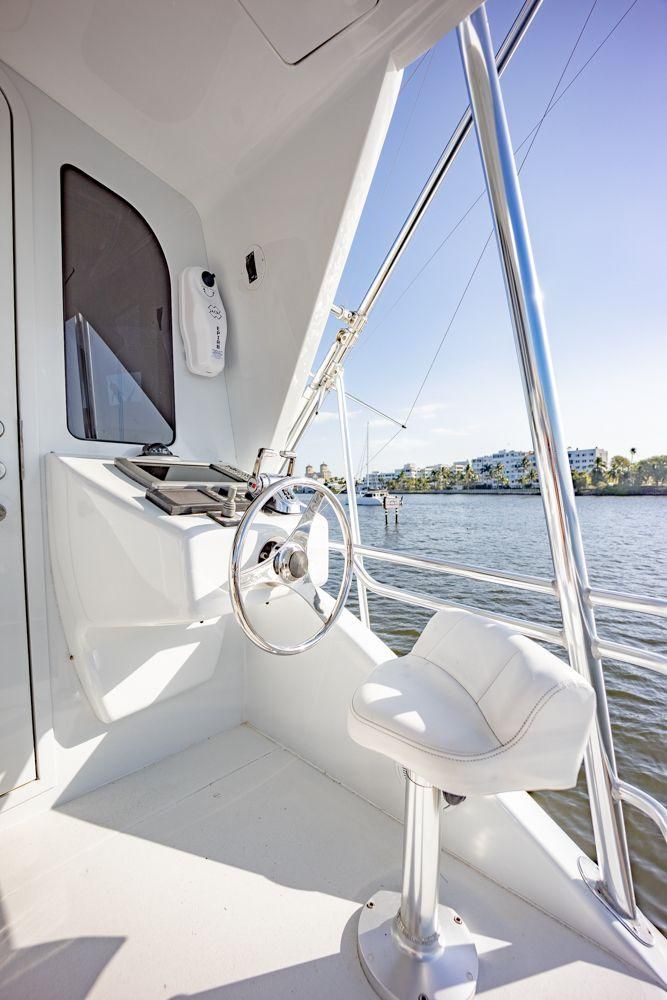2003 Viking 65 