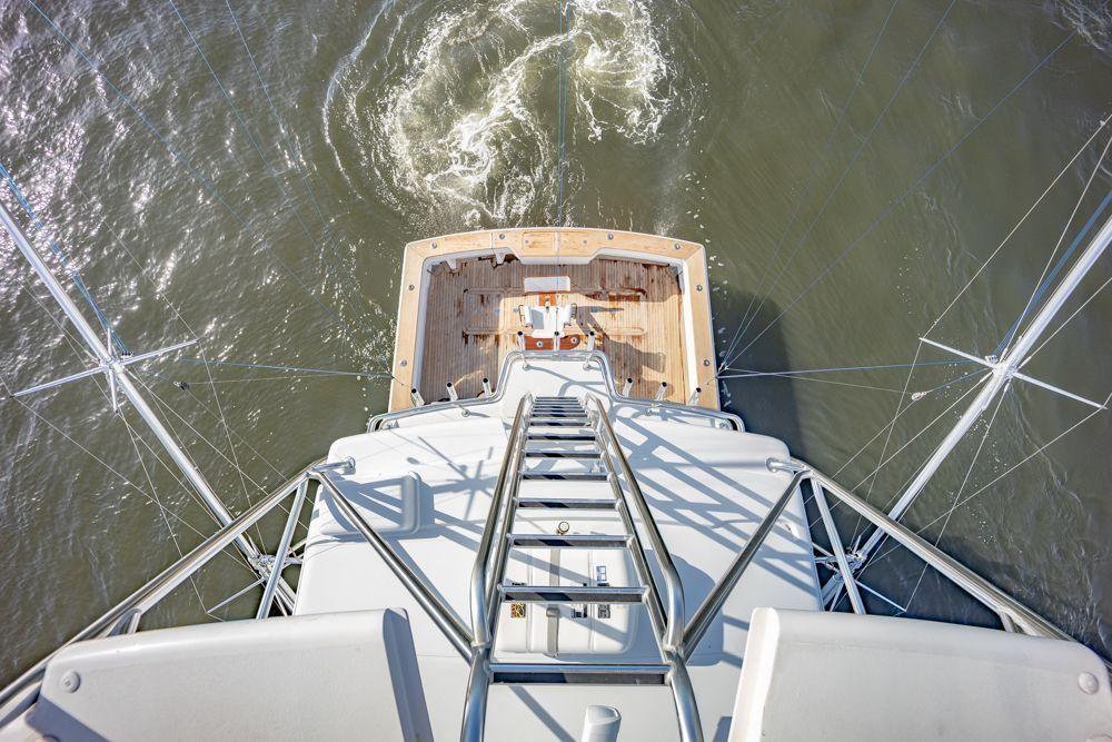 2003 Viking 65 