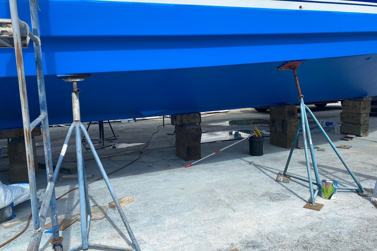 2003 Viking 65 