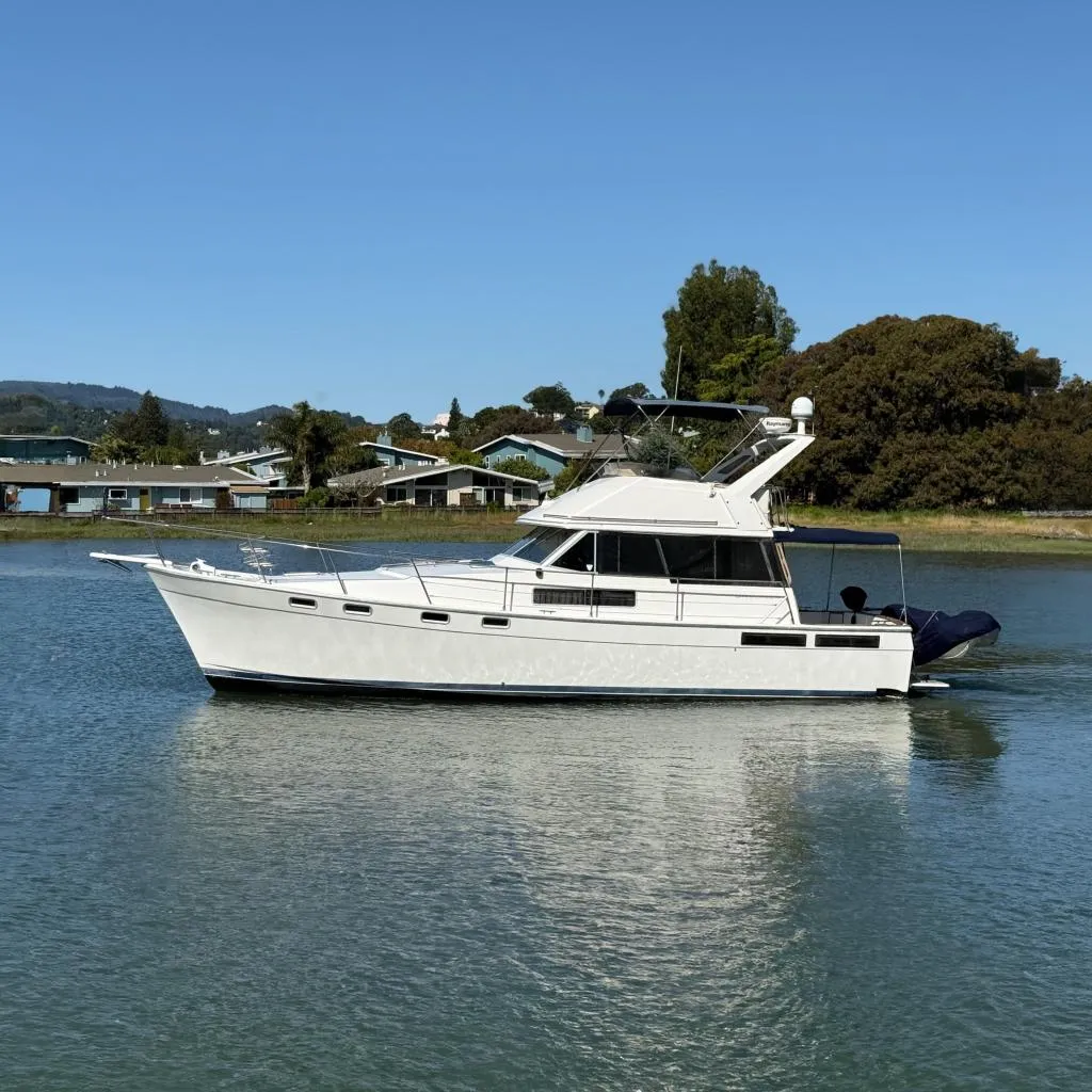1987 Bayliner 3888 Motoryacht