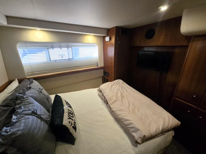 Hook & Ladder Yacht Photos Pics 