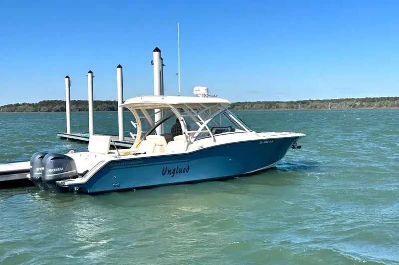 Unglued Yacht Photos Pics 