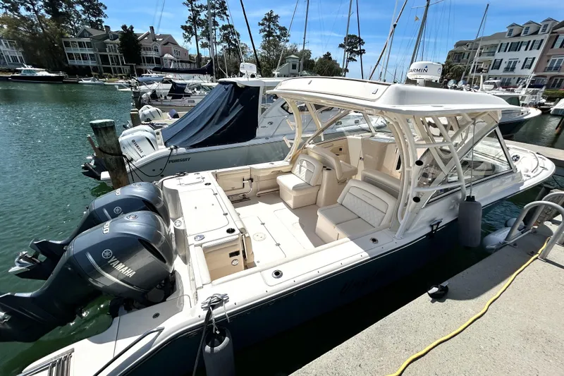 Unglued Yacht Photos Pics 