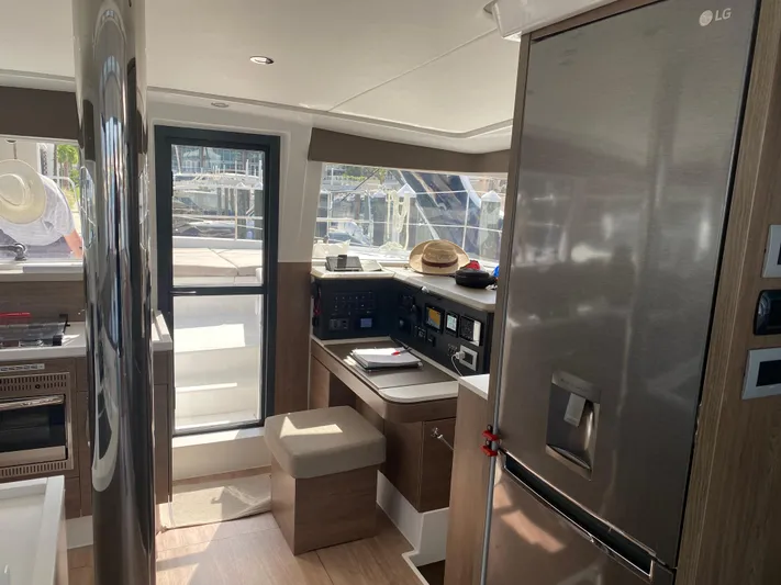 Lilian Rose Yacht Photos Pics 