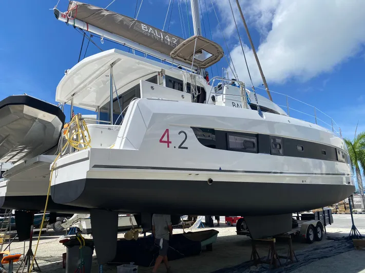 Lilian Rose Yacht Photos Pics 