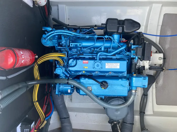 Lilian Rose Yacht Photos Pics 