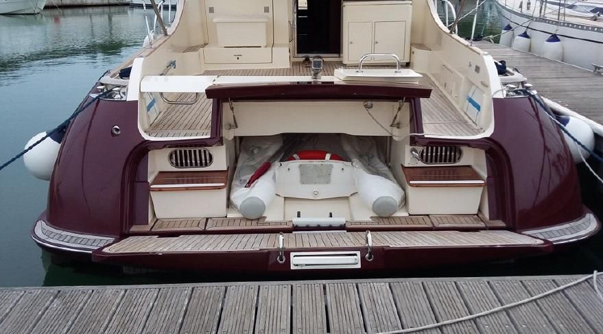 2004 Mochi Craft 51 