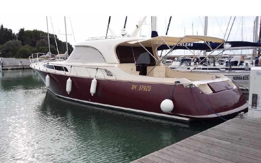 2004 Mochi Craft 51 