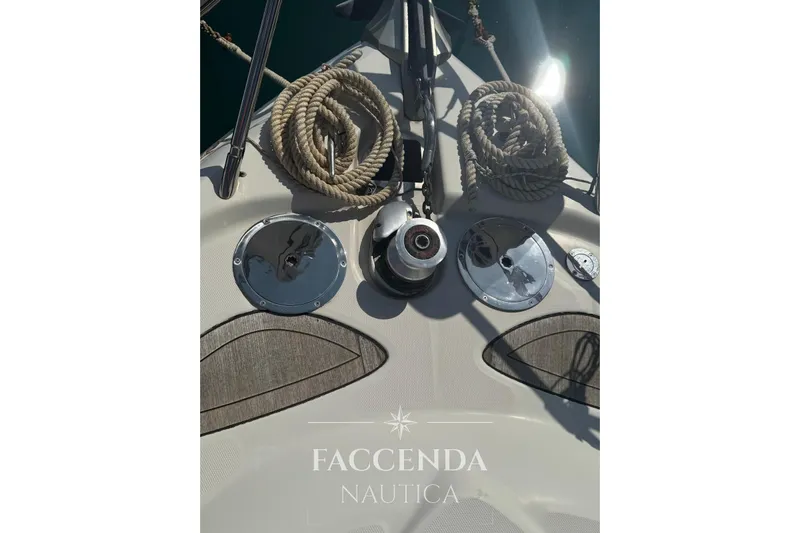  Yacht Photos Pics 2008 Cranchi Zaffiro 36 boat deck with ropes and winch, Faccenda Nautica branding.