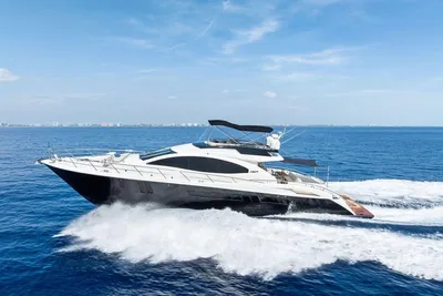 Lazzara 78 Fly