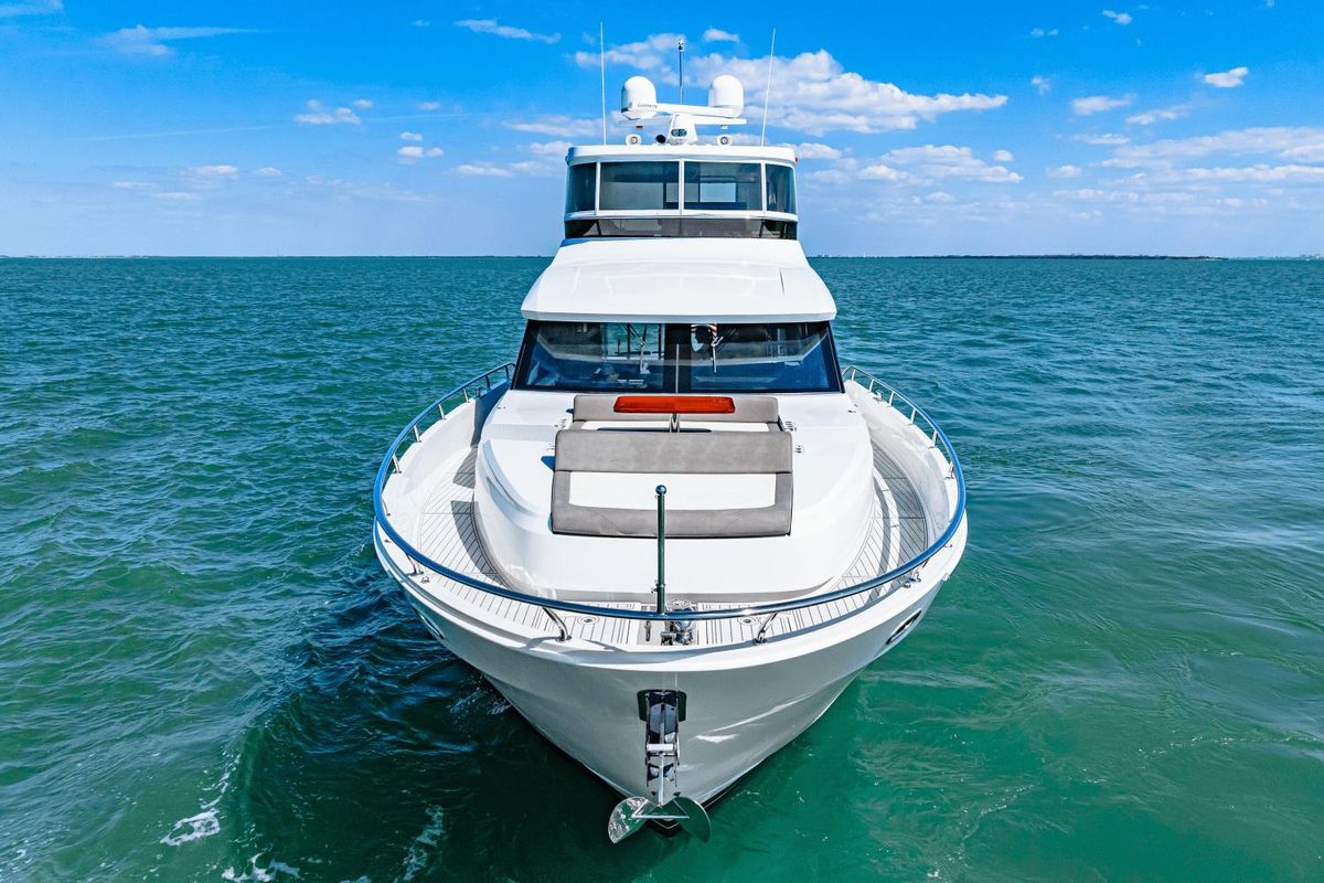 2018 Ocean Alexander 71 