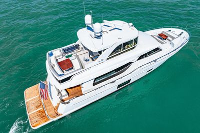 Yacht