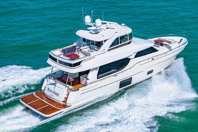 Yacht