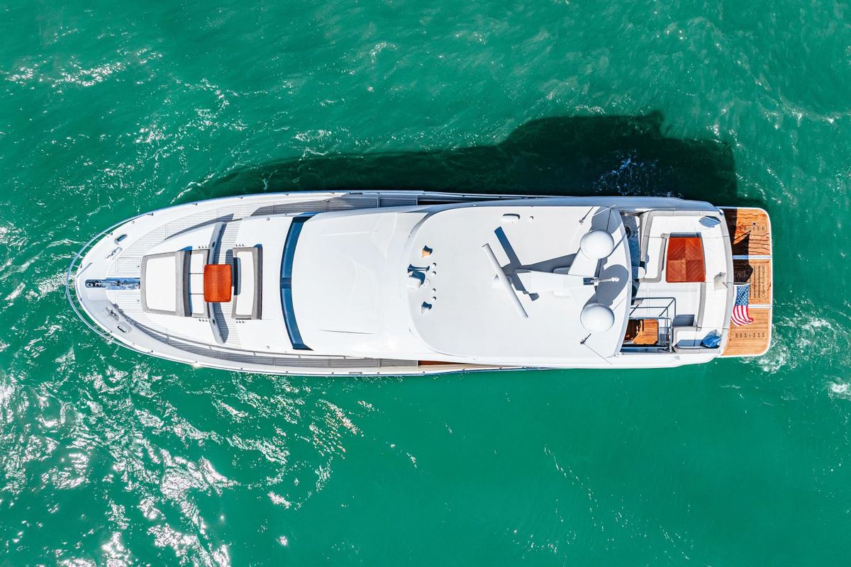 2018 Ocean Alexander 71 