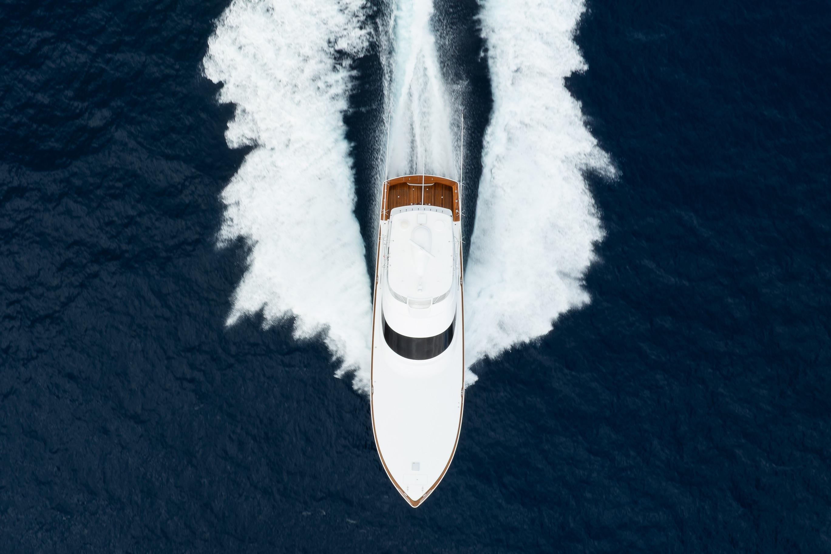 Yacht Photo 67