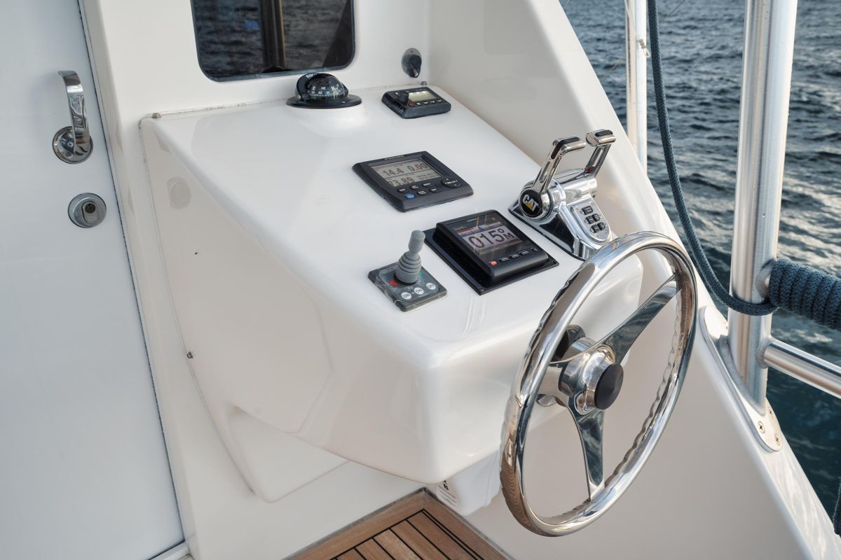 2008 Viking 64 