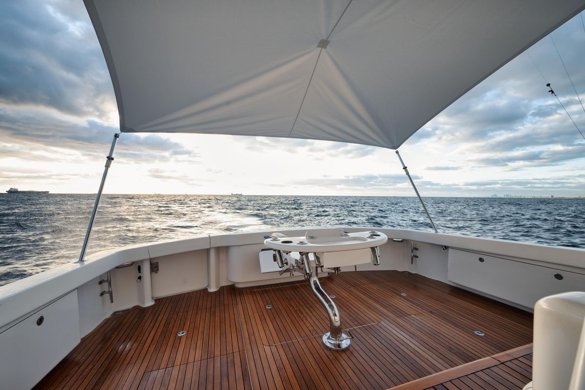 2008 Viking 64 