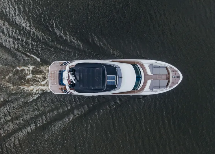 65 Fly Yacht Photos Pics 