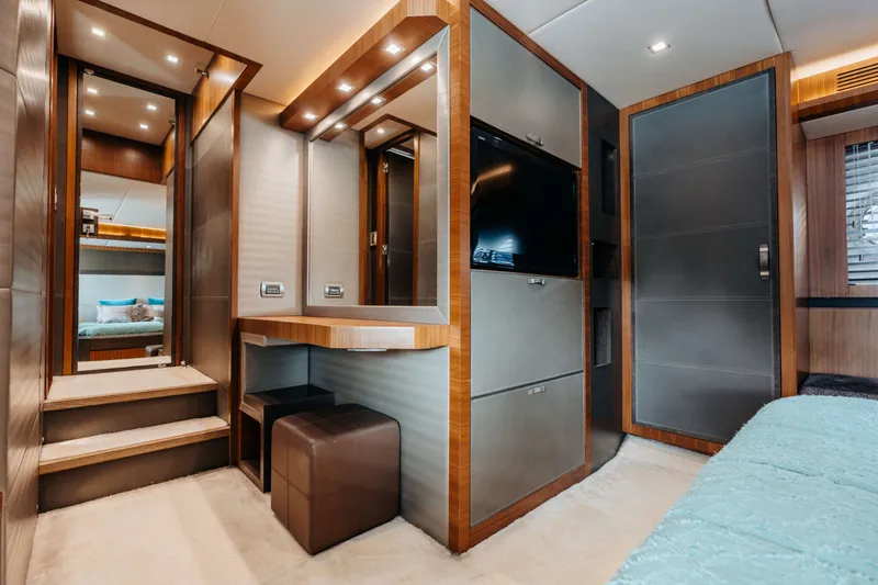 65 Fly Yacht Photos Pics 