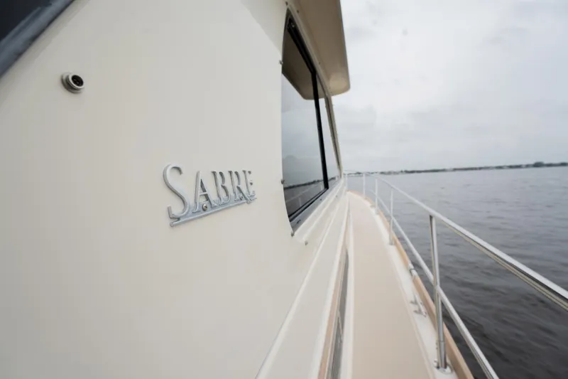 Moondance Yacht Photos Pics 