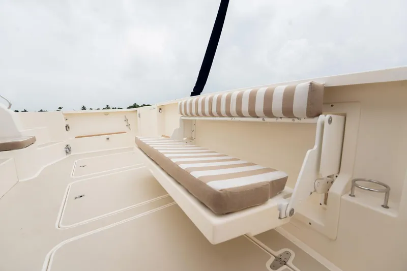 Moondance Yacht Photos Pics 