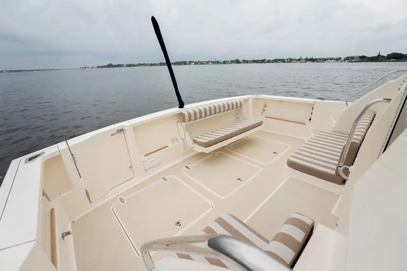 Moondance Yacht Photos Pics 