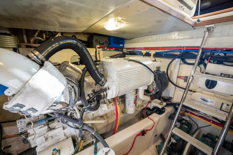 Moondance Yacht Photos Pics 