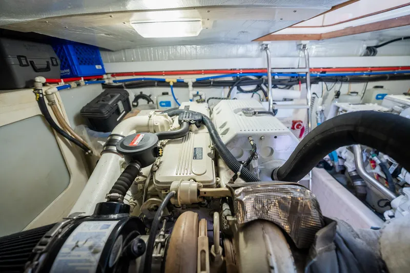 Moondance Yacht Photos Pics 