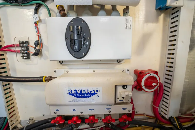 Moondance Yacht Photos Pics 