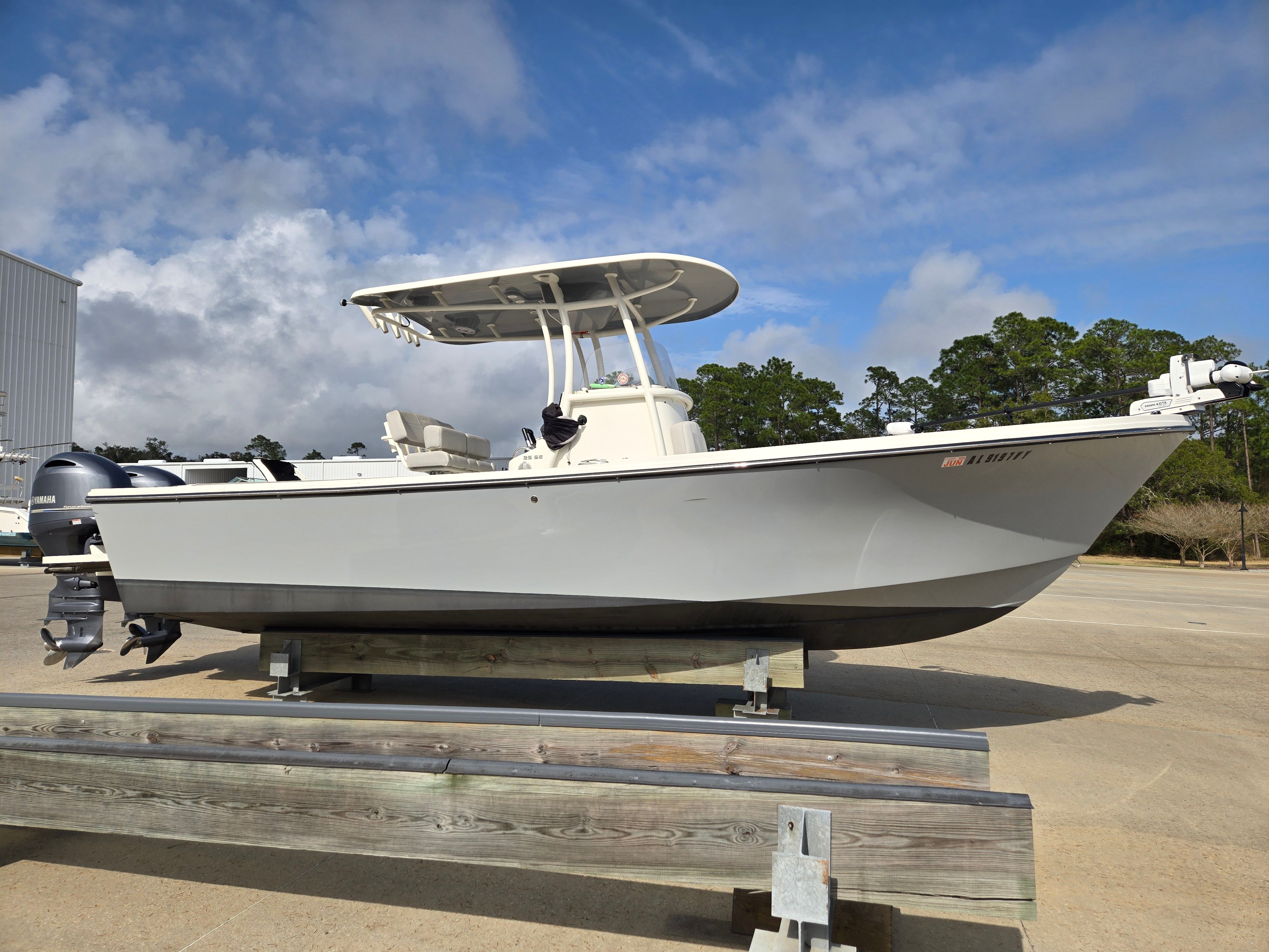 Parker 2500 Special Edition boat, 2021 model, on a dock.