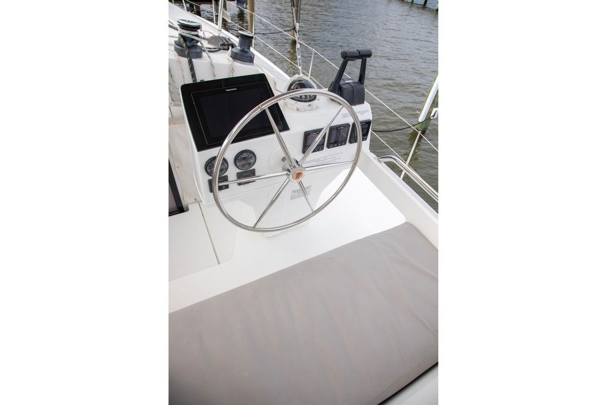 2018 Fountaine Pajot 43 