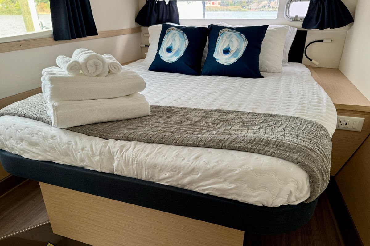 2018 Fountaine Pajot 43 