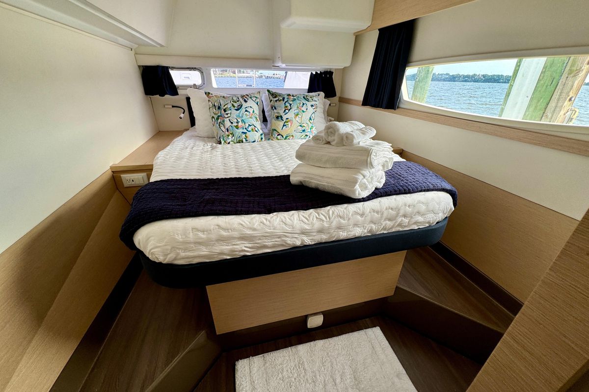 2018 Fountaine Pajot 43 