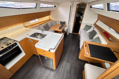 Yacht