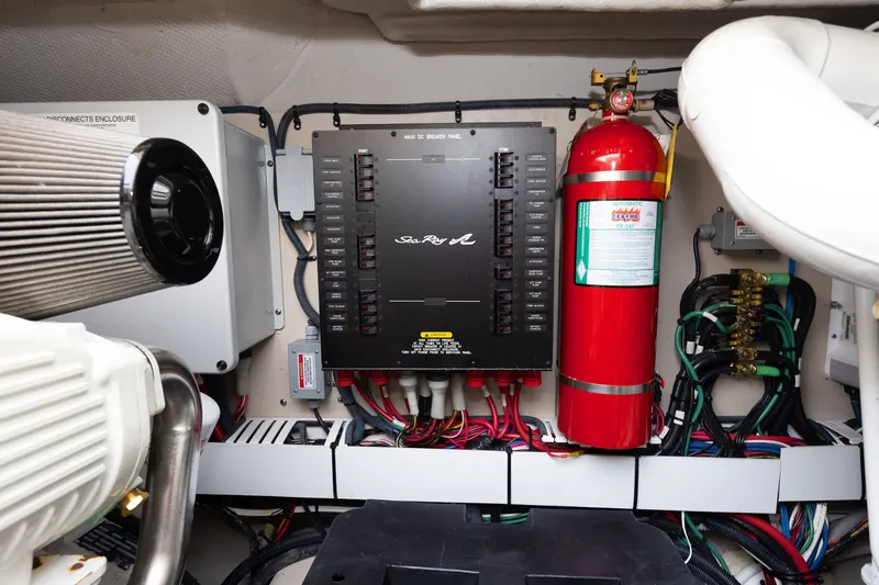 Patriot Yacht Photos Pics Fireboy and Circuit Breakers