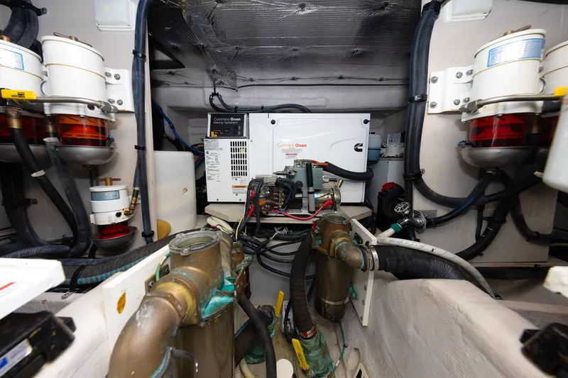 Patriot Yacht Photos Pics Onan Generator