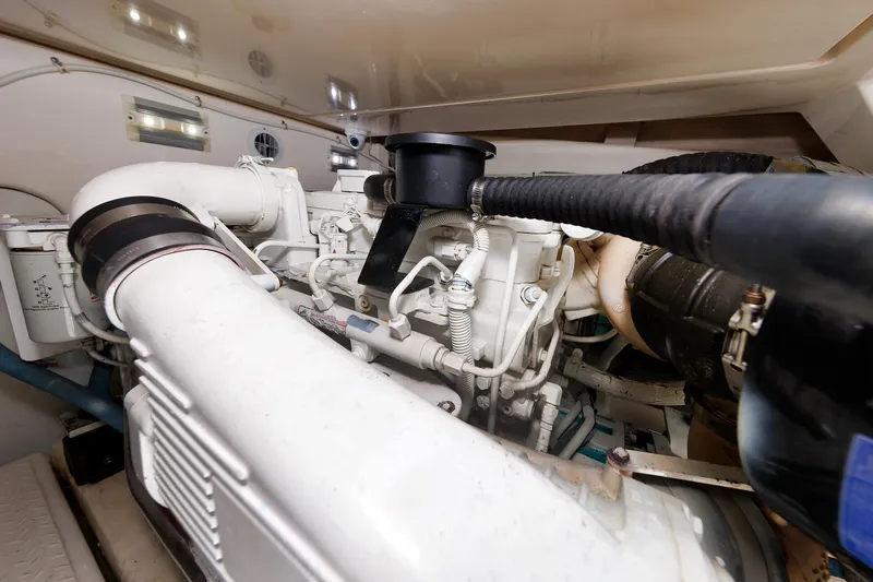 Recovery Room Yacht Photos Pics 