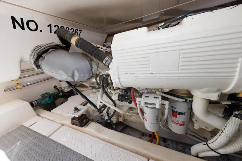 Recovery Room Yacht Photos Pics 